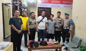 Satreskrim Polres OKU saat mengamankan pelaku Herdinata Bin Saparudin (29)