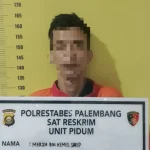 pelaku berinisial MZ (24) warga Jalan Sukawinatan, Lorong Hikmah, Kelurahan Sukajaya, Kecamatan Sukarami Palembang saat diringkus Unit Pidana Umum (Pidum) Satreskrim Polrestabes Palembang