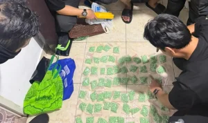 Ditresnarkoba Pold Sumsel, Bea Cukai Sumbagtim, dan NIC Bareskrim Polri menyita barang bukti 11.443 butir pil ekstasi dan sabu seberat total 1.399,47 gram