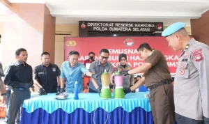 Ditresnarkoba Polda Sumsel musnahkan barang bukti narkoba di Lobby Gedung Ditresnarkoba Polda Sumsel