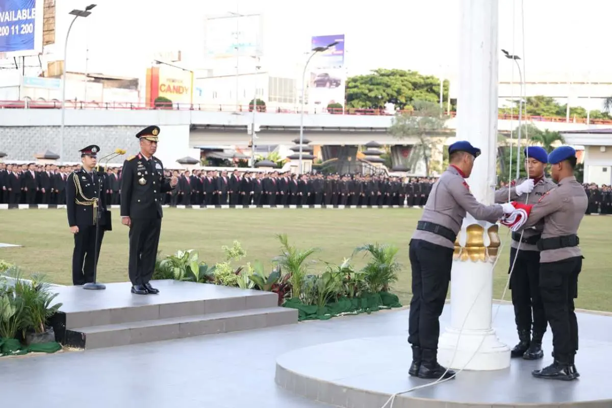 Kapolda Sumsel, Irjen Pol Dr. Sandi Nugroho, S.I.K., S.H., M.Hum Pimpin Upacara Peringatan Hari Lahir Pancasila Tahun 2026