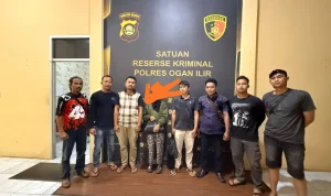 Pelaku ABH berinisial Y (16) saat diamankan pihak kepolisian Pelaku ABH berinisial Y (16) saat diamankan pihak kepolisian