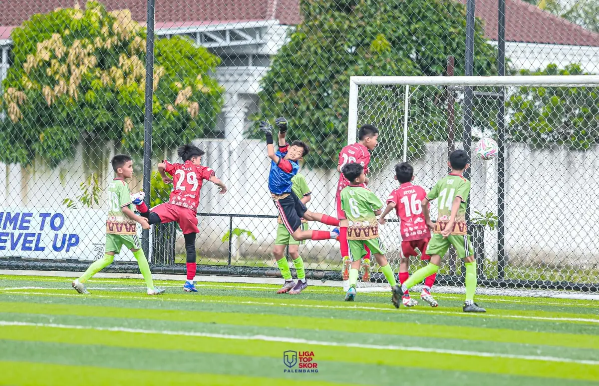 SSB PSS Palembang U-12 saat mengoyak gawang SSB KMP Bumara U-12