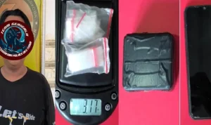 Salah satu tersangka berinisial CH (39) diamankan Satresnarkoba Polres OKU Salah satu tersangka berinisial CH (39) diamankan Satresnarkoba Polres OKU