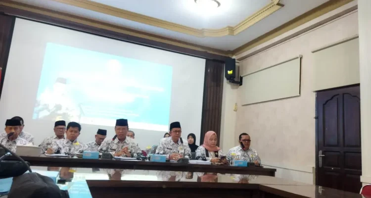 Terkait SK Reza Pahlevi, PGRI Sumsel menggelar Konfres di Sekretariat PGRI Sumsel