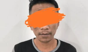 Tersangka ZS (31), eksekutor pemecah kaca kendaraan korban diamankan Subdirektorat III Jatanras Ditreskrimum Polda Sumsel