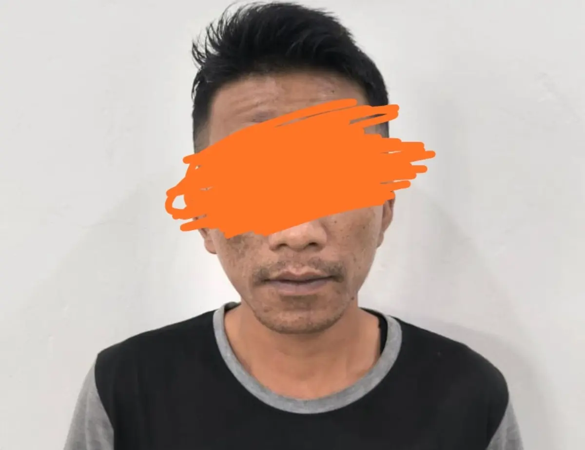 Tersangka ZS (31), eksekutor pemecah kaca kendaraan korban diamankan Subdirektorat III Jatanras Ditreskrimum Polda Sumsel
