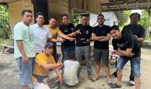 Tim Satgas Operasi Senpi Musi 2026 Polres OKU Timur saat mengamankan Seorang pria berinisial J (31) pemilik senjata api rakitan jenis revolver beserta amunisi Tim Satgas Operasi Senpi Musi 2026 Polres OKU Timur saat mengamankan Seorang pria berinisial J (31) pemilik senjata api rakitan jenis revolver beserta amunisi