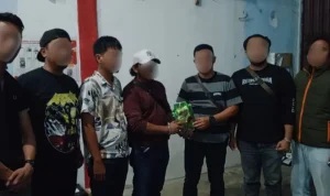 Tim gabungan yang terdiri dari Satgas Anti Narkoba Deninteldam II Sriwijaya, Tim Intel Kodim 0405 Lahat, Satnarkoba Polres Empat Lawang, dan BNN Kabupaten Lahat amankan BB Tim gabungan yang terdiri dari Satgas Anti Narkoba Deninteldam II Sriwijaya, Tim Intel Kodim 0405 Lahat, Satnarkoba Polres Empat Lawang, dan BNN Kabupaten Lahat amankan BB