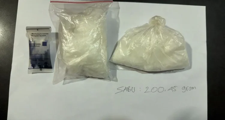 barang bukti narkotika jenis sabu seberat 200,45 gram
