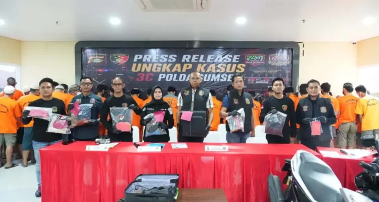 konferensi pers yang digelar Jatanras Ditreskrimum Polda Sumsel di Mapolda Sumsel