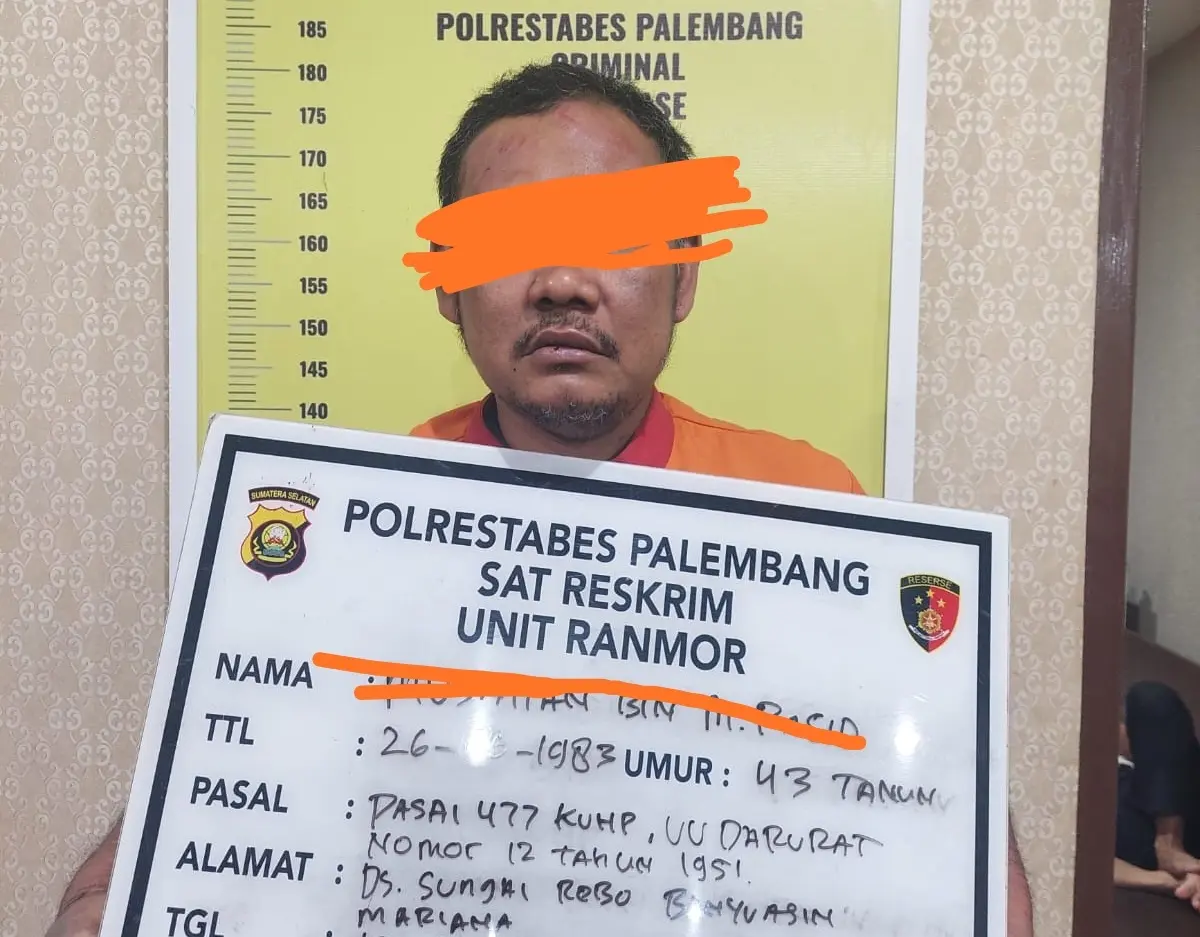 tersangka berinisial MSL (43) diamankan polrestabes Palembang
